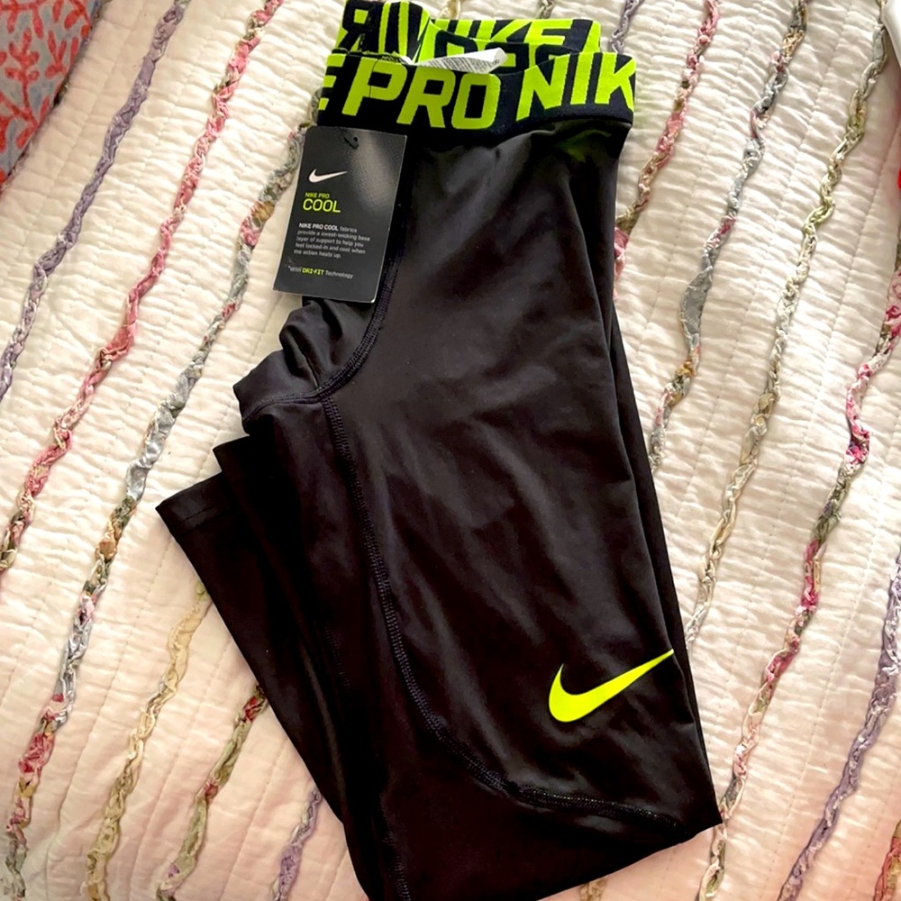 Nike Pro compression pants - NWT